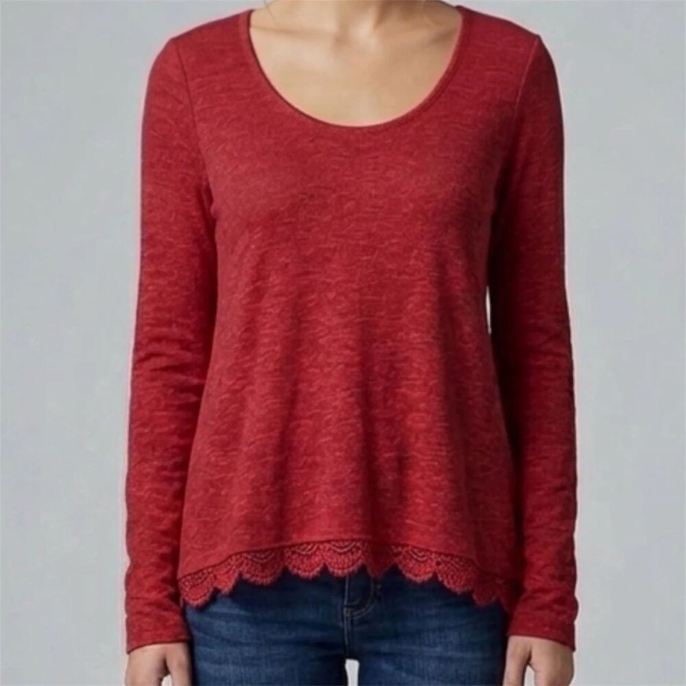 Bethany Mota Top womens L Pullover Knit Crochet Scalloped hem V-Neck New